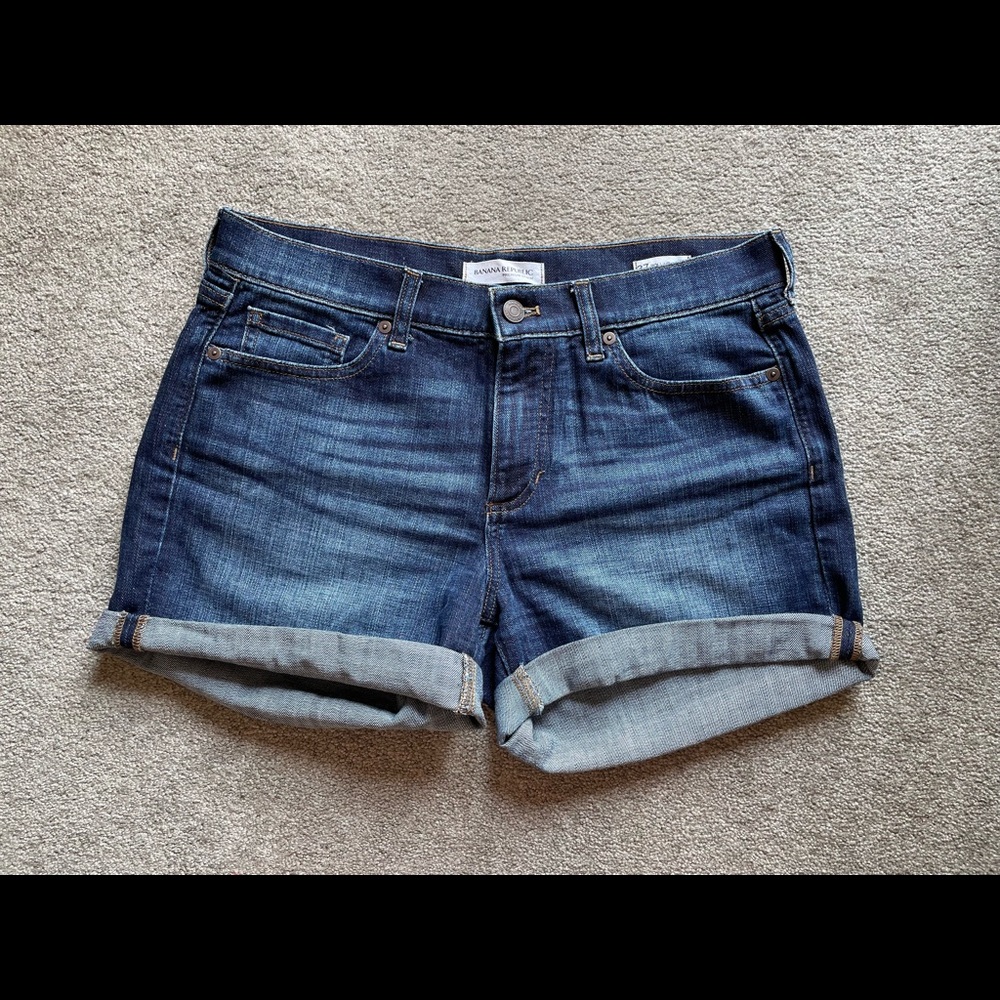 Banana Republic Roll Up Shorts